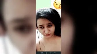 Pakistani GF Showing Tits Topless During Naughty Video Call