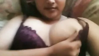 Chubby Babe Flashing Big Natural Boobs For BF On Selfie