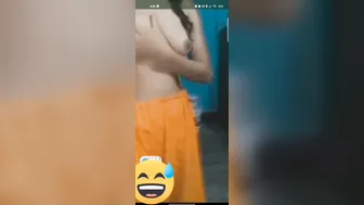 Indian Babe Getting Naked And Touching Herself On Video Call