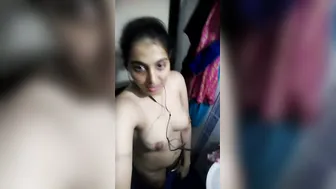 Mumbai Babe Getting Naked And Dirty On Late Night Video Call
