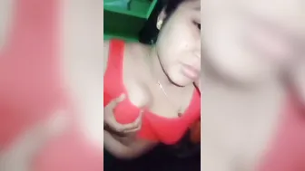 Lonely GF Fingering Her Dripping Wet Pussy At Home