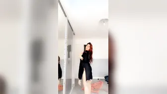 Pakistani Slut Peeling Off Salwar To Reveal Everything Nude