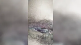 Village Girl Showing Her Hairy Pussy In Leaked Private Clip