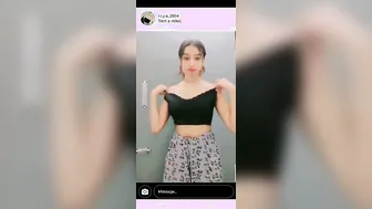 Girl Flashing Her Tits On Snapchat For Him To See Quickly