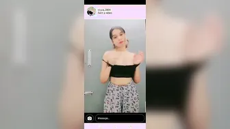 Girl Flashing Her Tits On Snapchat For Him To See Quickly
