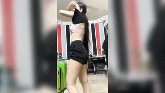 Stunning Indian Babe Stripping Completely Naked In Viral Clip