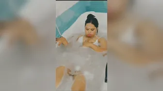 Kerala Babe Bathing Naked In Bathtub Recording For Her Lover