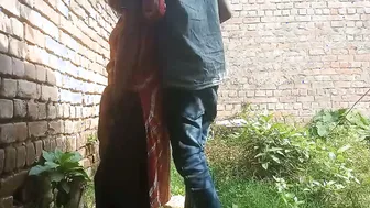 Desi Lovers Fucking Standing Up Behind Building In Broad Day