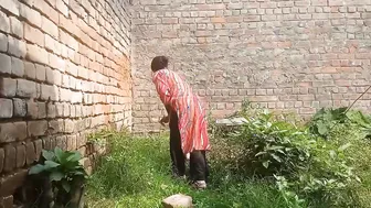 Desi Lovers Fucking Standing Up Behind Building In Broad Day
