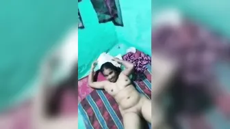 Village Aunty Rolling Condom On Before Letting Him Inside Her