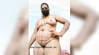 Tamil Aunty Geetha Getting Naked For Her Online Customers
