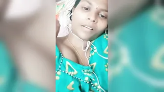 South Indian Gf Showing Off Her Perfect Boobs To Her Lover