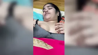 Hairy Tamil Wife Cheating With Neighbor While Hubby Works