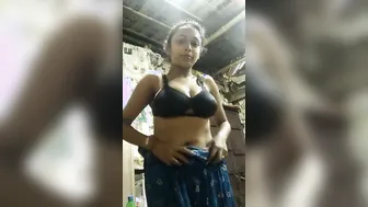 Village Girl Stripping Naked While Changing Dress For Boyfriend