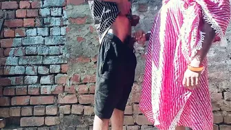 Village Bhabhi Fucking Outdoors Desperate For Extra Cash