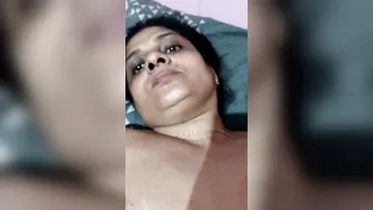 Desi Village Aunty Getting Completely Naked Before Fucking