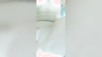 College GF Secretly Filmed Bathing Fully Naked