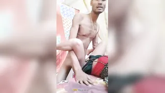 Petite Village GF Getting Lifted And Fucked Hard In Viral Clip