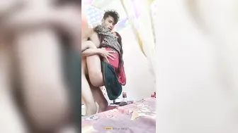 Petite Village GF Getting Lifted And Fucked Hard In Viral Clip