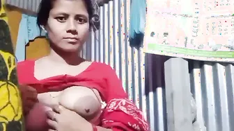 Busty Girl Next Door Showing Off Her Natural Curves On Camera