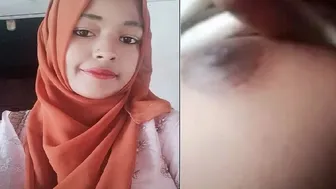 College Babe From Next Door Stripping Naked On Live Video