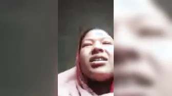 College Babe From Next Door Stripping Naked On Live Video