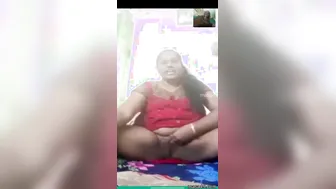 Horny Aunty Fingering Herself While Watching Him Stroke Hard