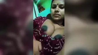 Married Village Aunty Exposing Pussy And Massive Tits Video