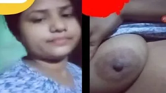 Bhabhi Flashing Big Melons During Private Video Call Sex