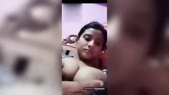 Cute Married Bhabhi Pressing Her Big Soft Boobs In Selfie Clip