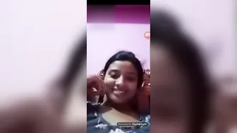 Cute Married Bhabhi Pressing Her Big Soft Boobs In Selfie Clip