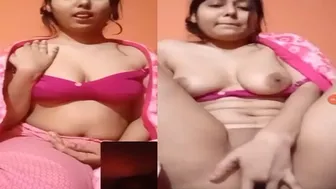 Stunning Bengali GF Viral Clip Fingering Her Wet Cunt