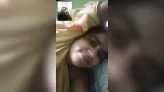Cheating Bhabhi Flashing Her Tits During Video Call With Lover