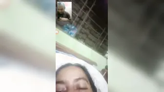 Cheating Bhabhi Flashing Her Tits During Video Call With Lover