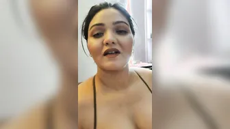 Pregnant Wife Flashing Her Swollen Tits In Private Video