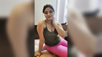 Pregnant Wife Flashing Her Swollen Tits In Private Video