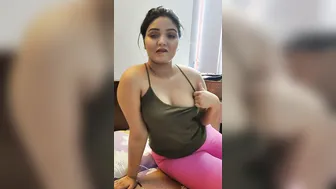 Pregnant Wife Flashing Her Swollen Tits In Private Video