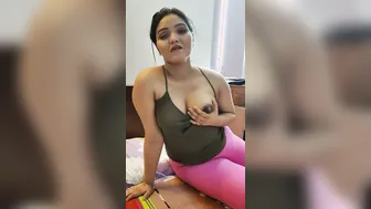 Pregnant Wife Flashing Her Swollen Tits In Private Video