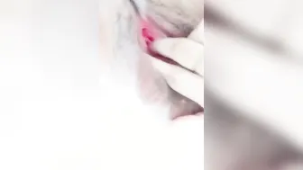 Busty GF Fingering Herself In Leaked Homemade Video