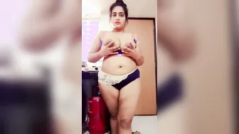 Indian Wife Slowly Removing Her Saree Revealing Nude Body