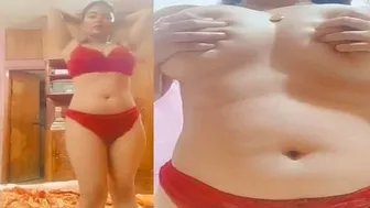 Topless Desi Slut In Red Bra Exposing Her Heavy Milky Tits