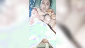 Horny Babe With Massive Boobs Cumming Hard Screaming In Ecstasy