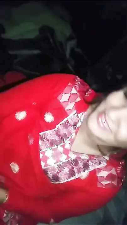 Punjabi Wife Showing Her Big Boobs Talking Dirty In Audio Clip
