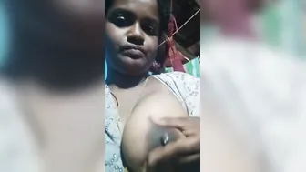 Lactating Wife Leaking Milk While Getting Her Heavy Tits Sucked