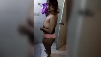Desi GF Stripping Naked For Lover In Bathroom Gone Viral