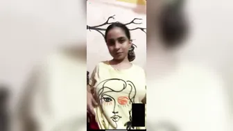 Babe Stripping And Showing Huge Boobs On Video Call Leak