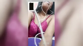 College Babe Flashing Her Tits To Boyfriend On Late Night Call