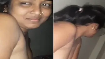 Bhabhi Showing Her Milky Boobs Before We Fuck