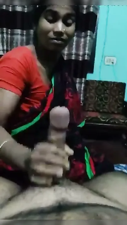 Desi Maid Getting Fucked By Owner While Talking Dirty To Him
