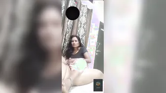 Professional Slut Servicing Client Caught On Hidden Camera